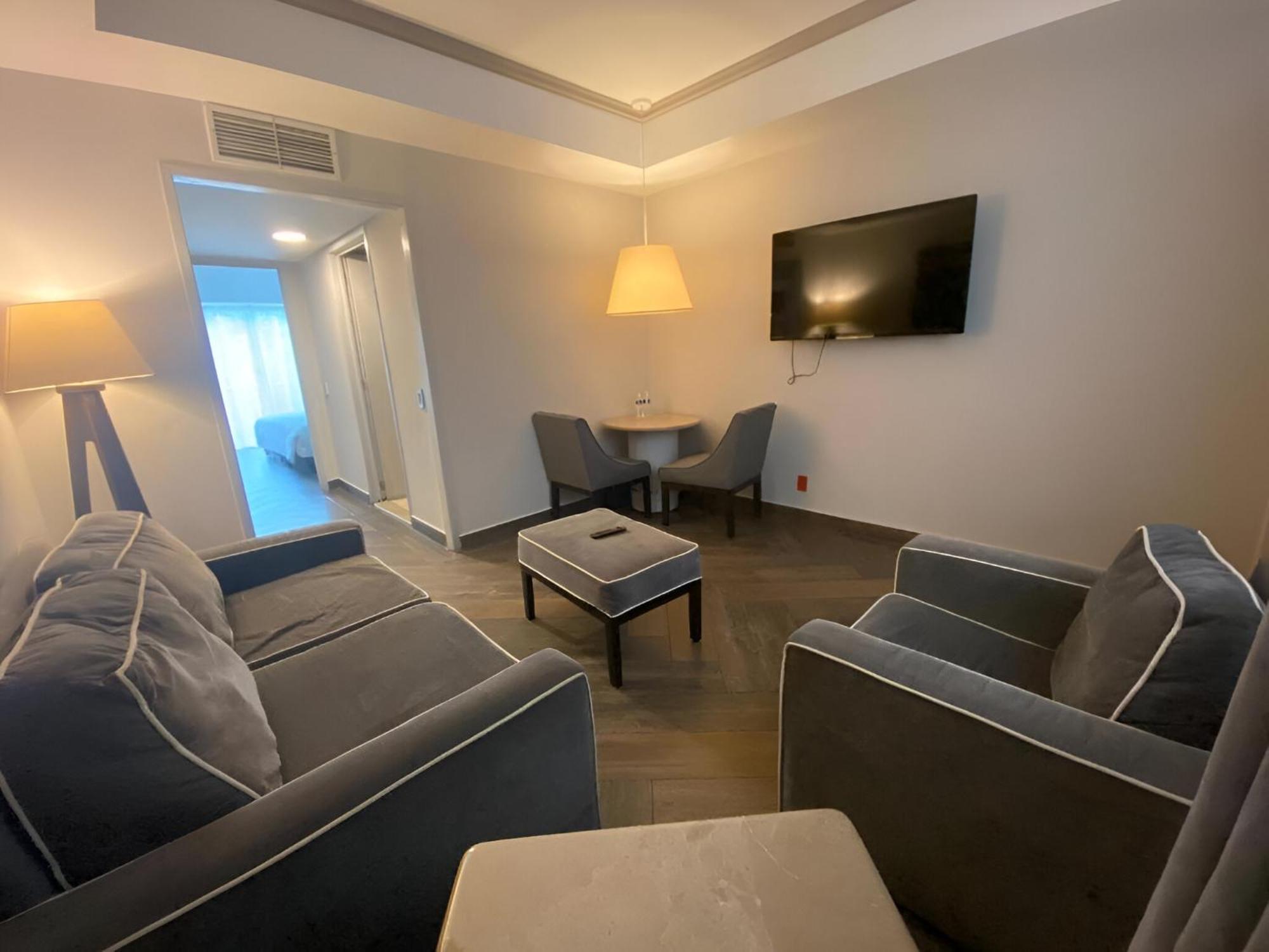 Hotel Del Angel 5*